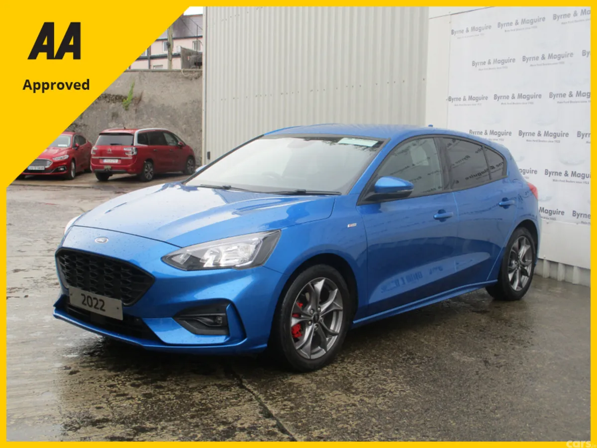 Ford Focus Hatchback, Petrol, 2022, Blue