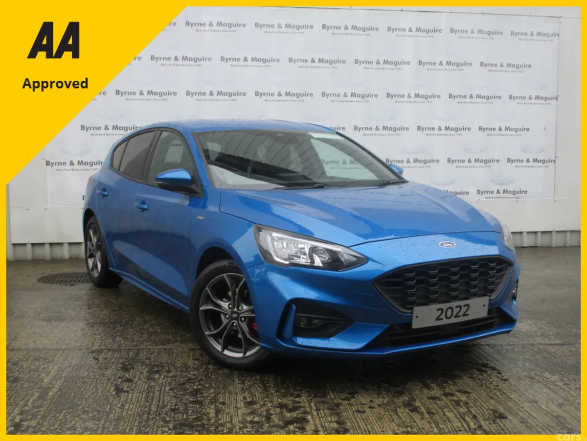Ford Focus Hatchback, Petrol, 2022, Blue