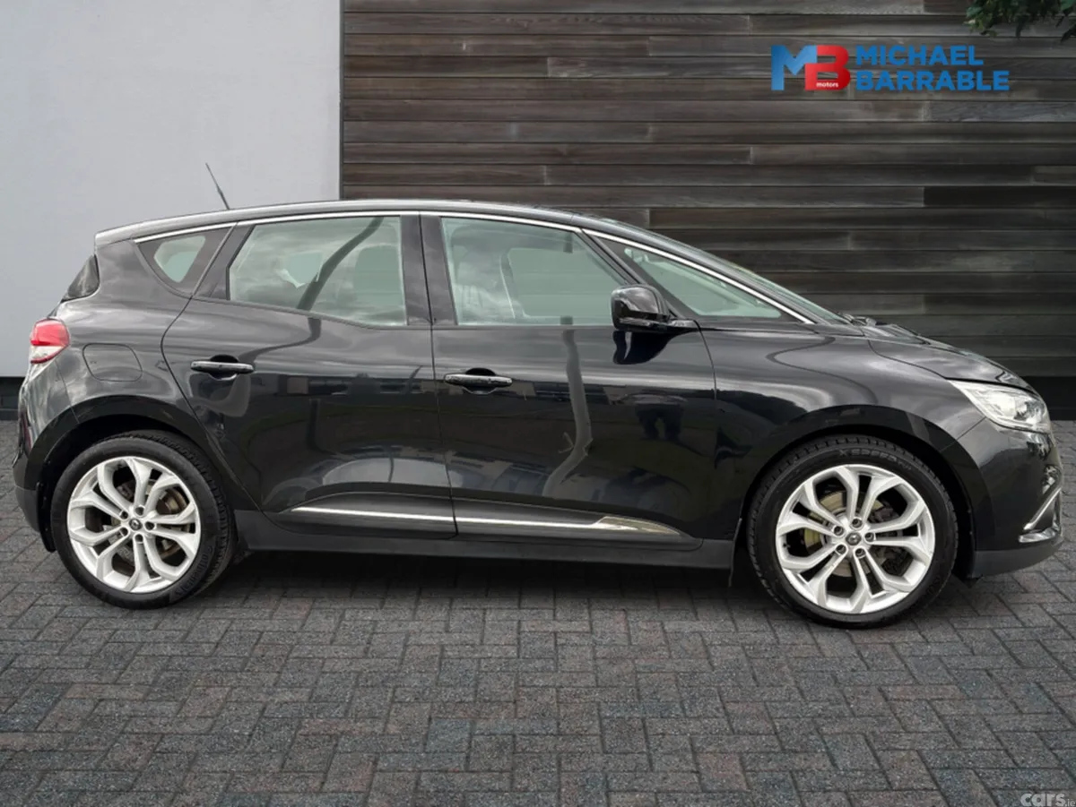 Renault Scenic Hatchback, Diesel, 2019, Black