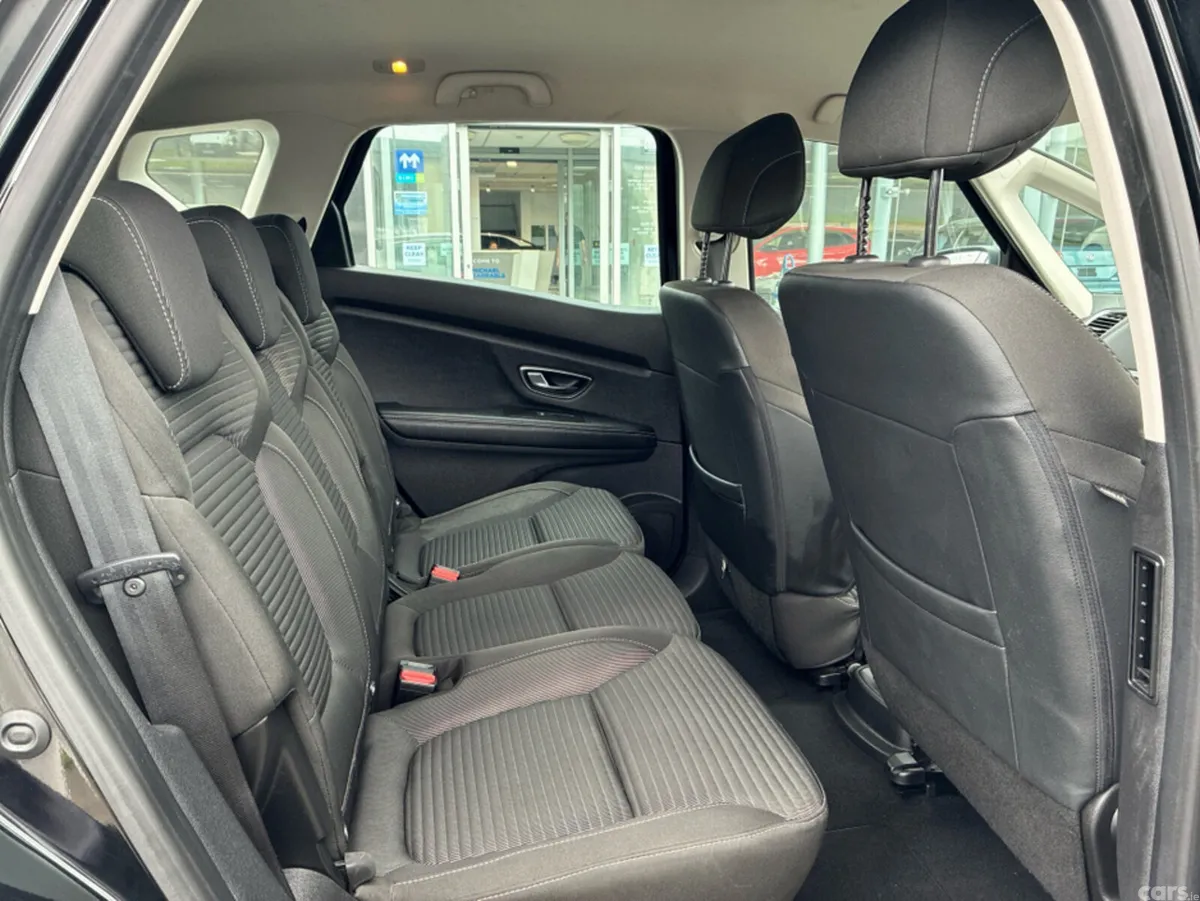 Renault Scenic Hatchback, Diesel, 2019, Black