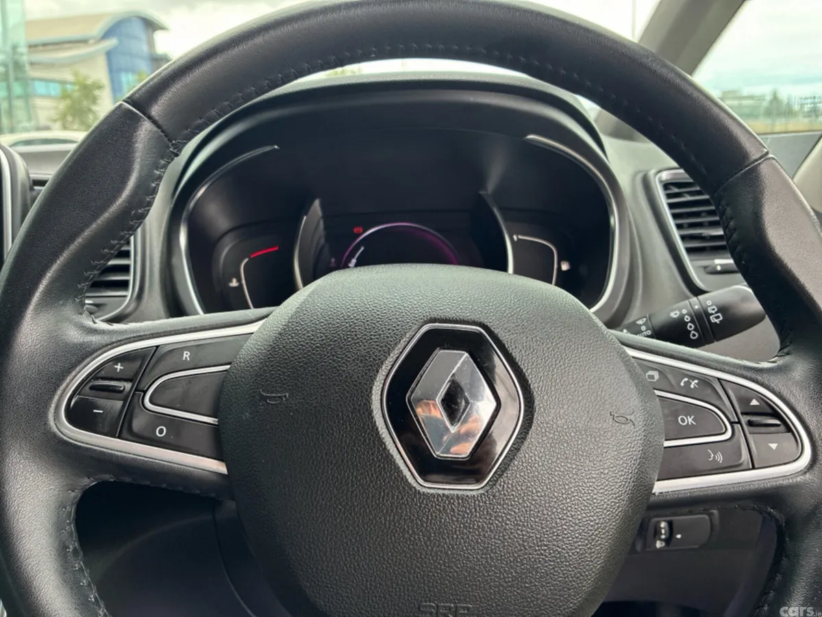 Renault Scenic Hatchback, Diesel, 2019, Black