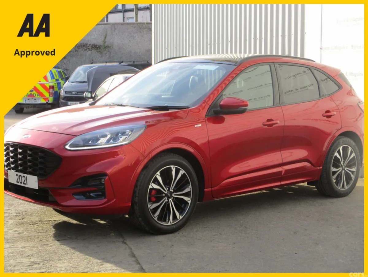 Ford Kuga Hatchback, Diesel, 2021, Red
