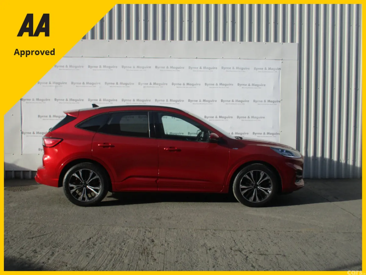 Ford Kuga Hatchback, Diesel, 2021, Red