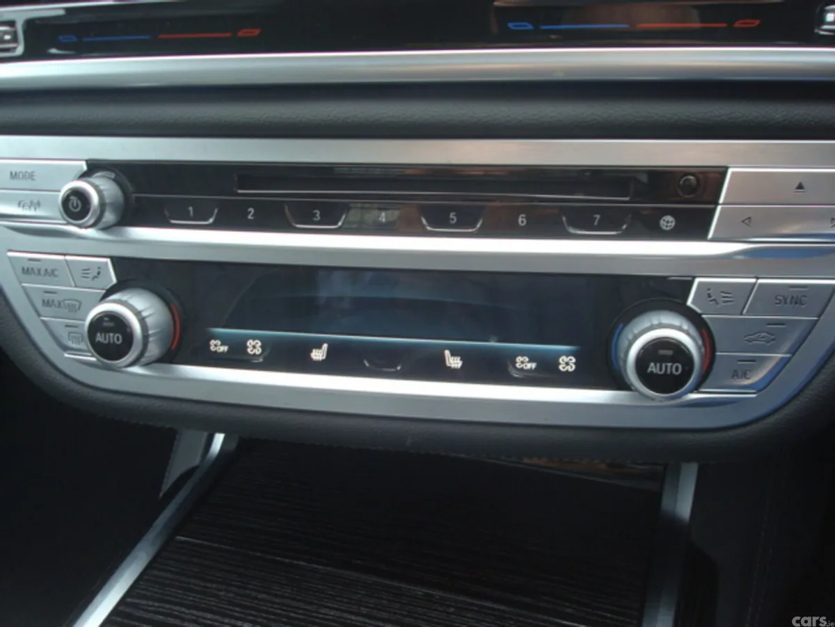 BMW 7-Series Saloon, Petrol Plug-in Hybrid, 2019, Black