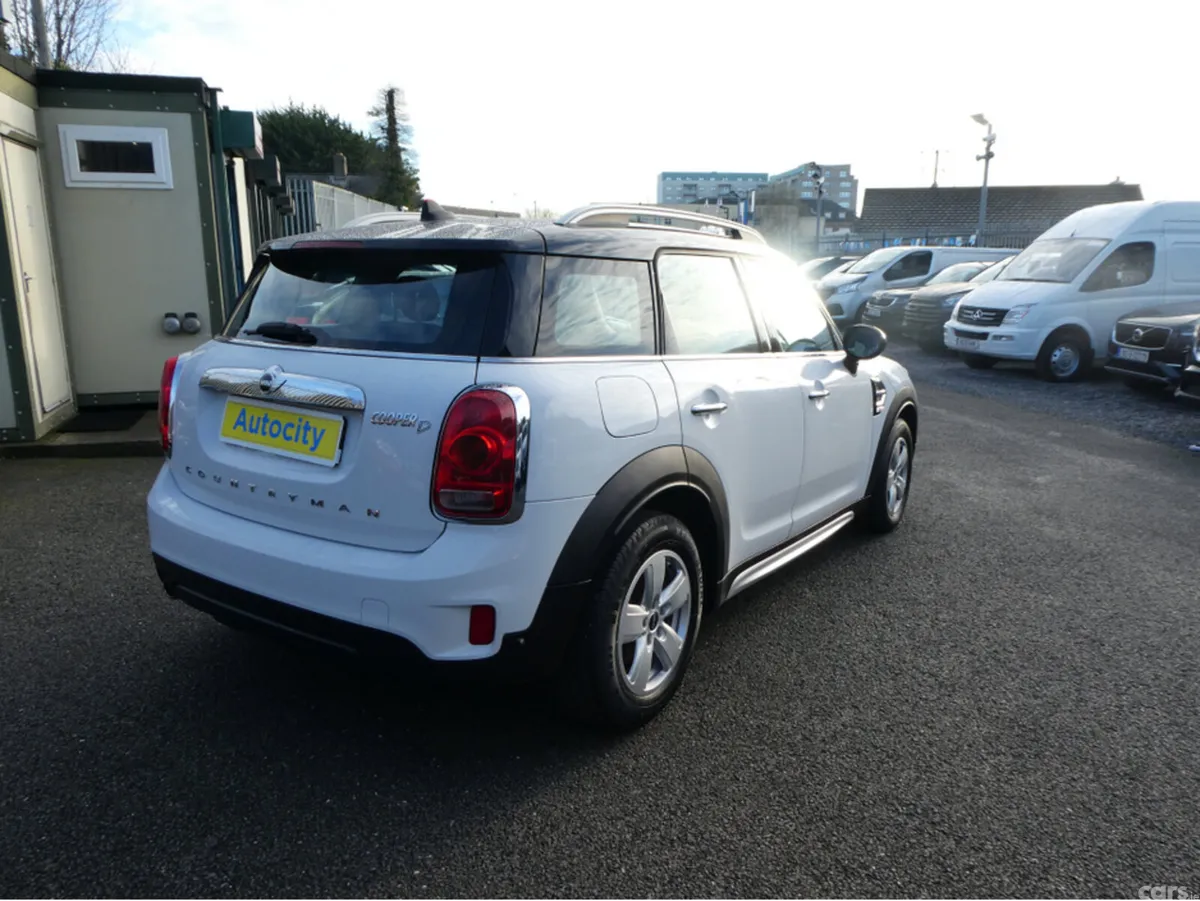 Mini Countryman Hatchback, Diesel, 2017, White