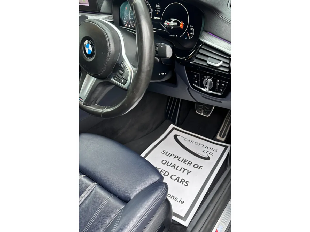 BMW 5-Series Saloon, Petrol Hybrid, 2019, Blue