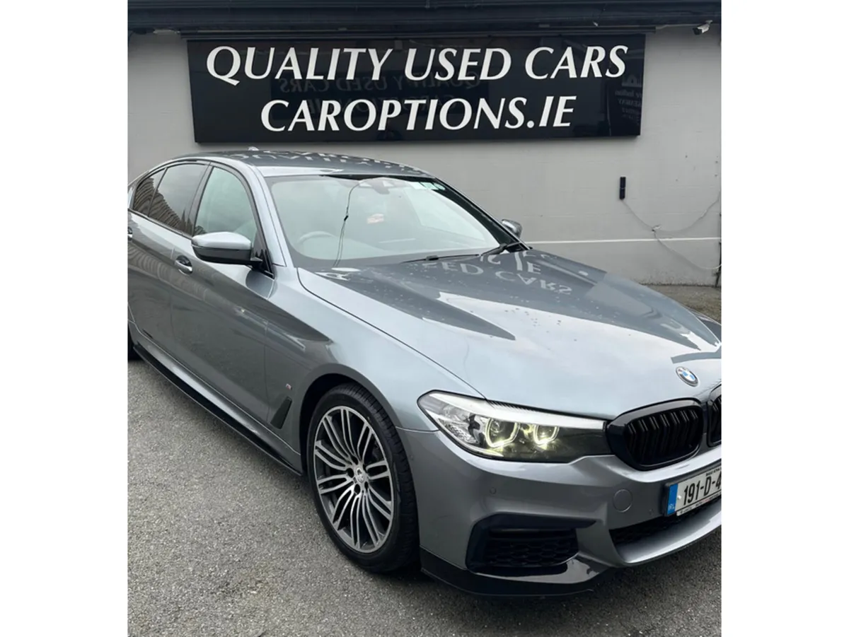 BMW 5-Series Saloon, Petrol Hybrid, 2019, Blue