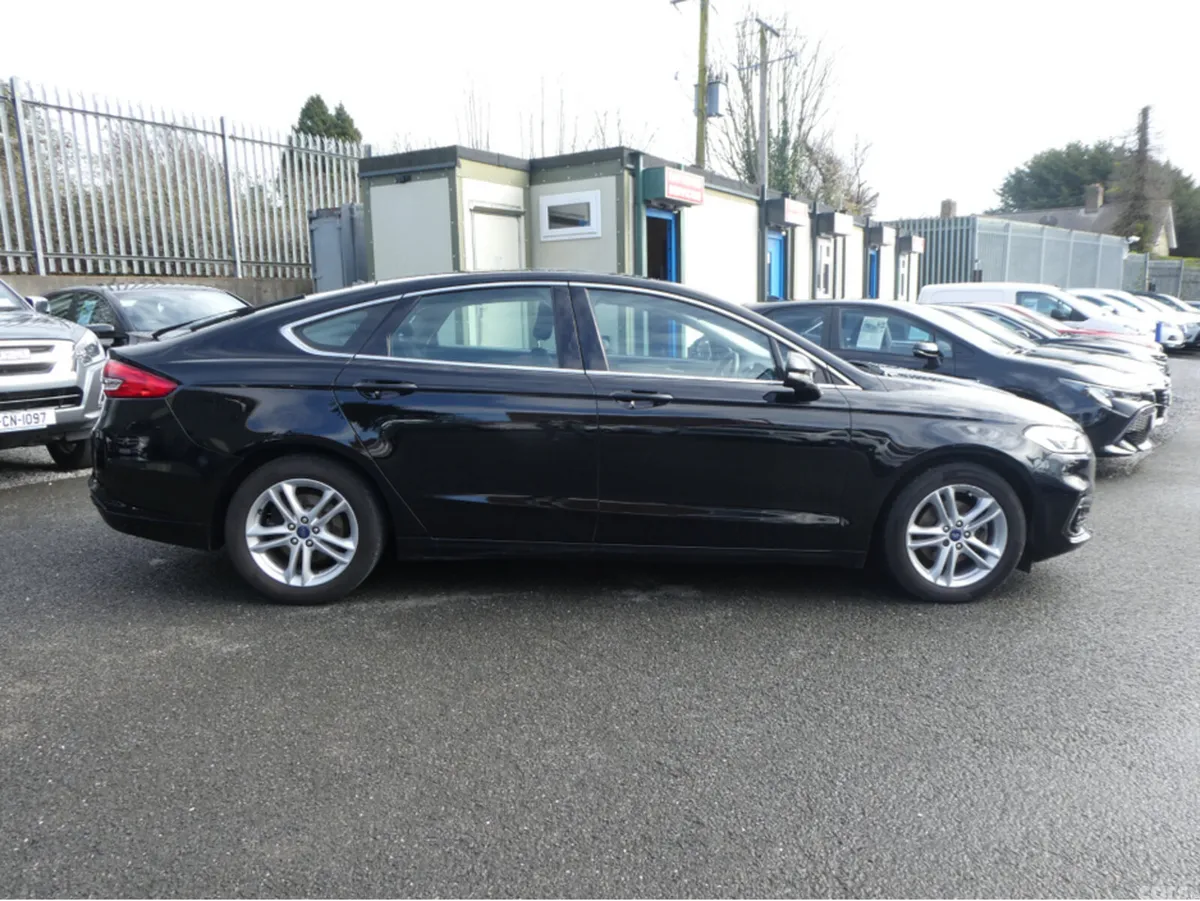 Ford Mondeo Hatchback, Diesel, 2019, Black
