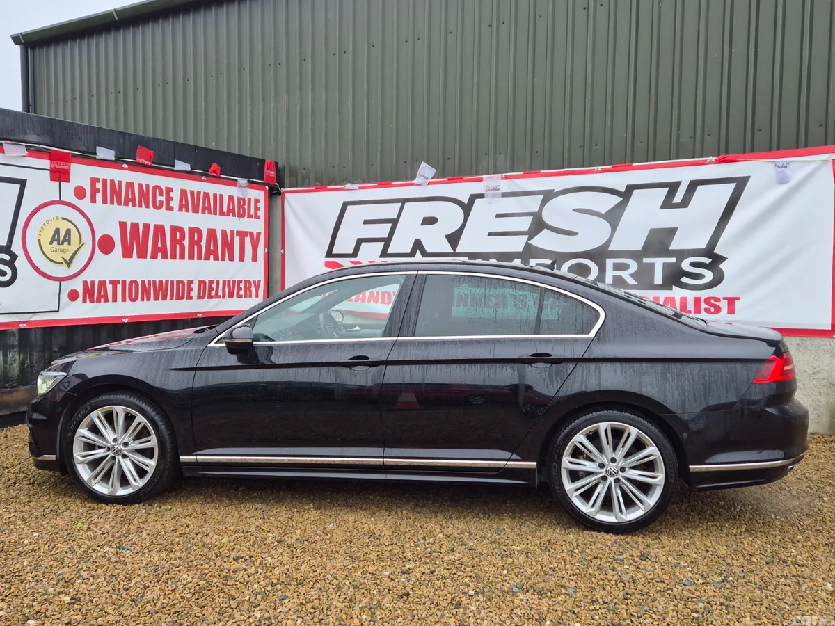 Volkswagen Passat Saloon, Petrol, 2016, Black