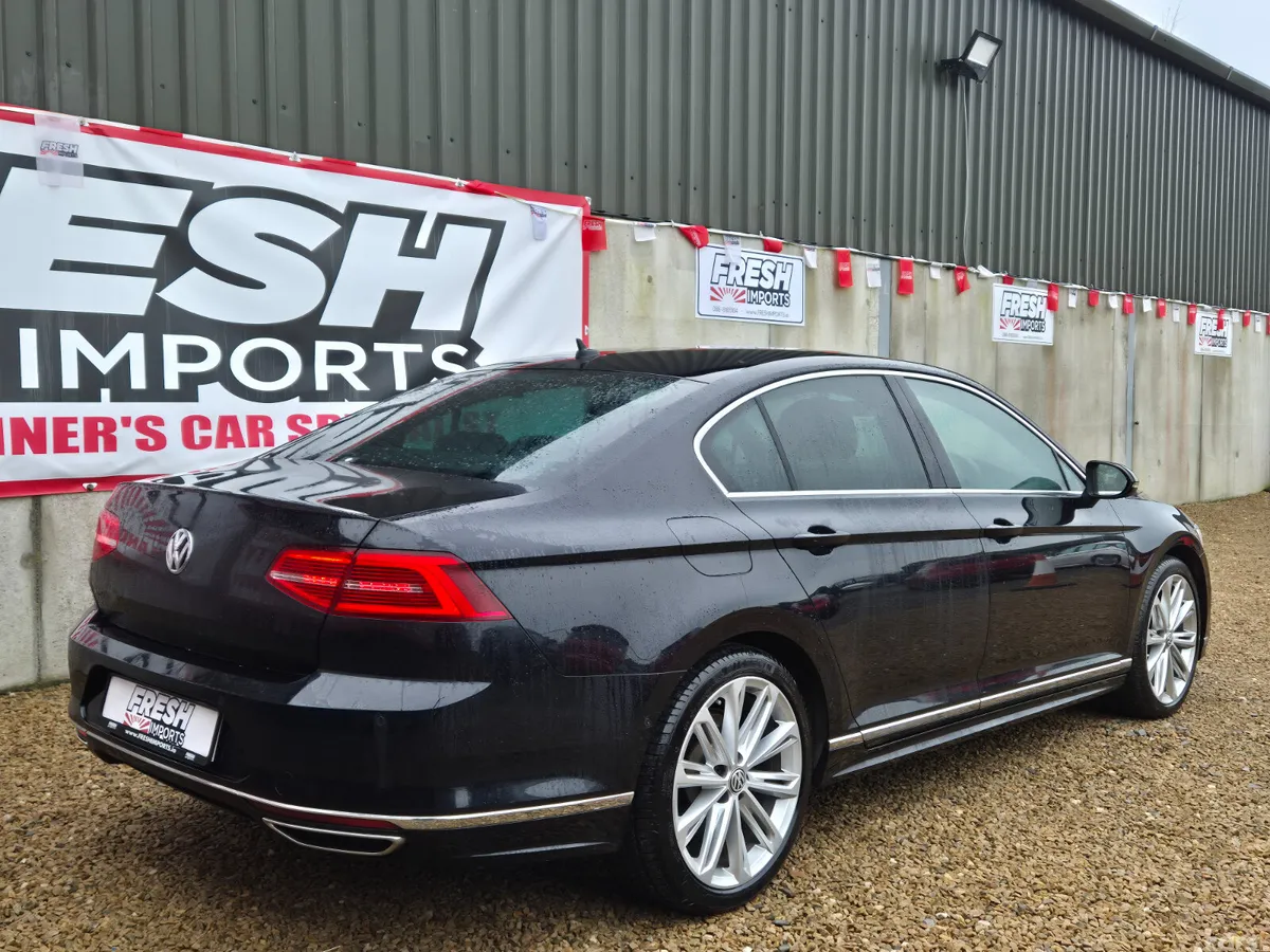 Volkswagen Passat Saloon, Petrol, 2016, Black