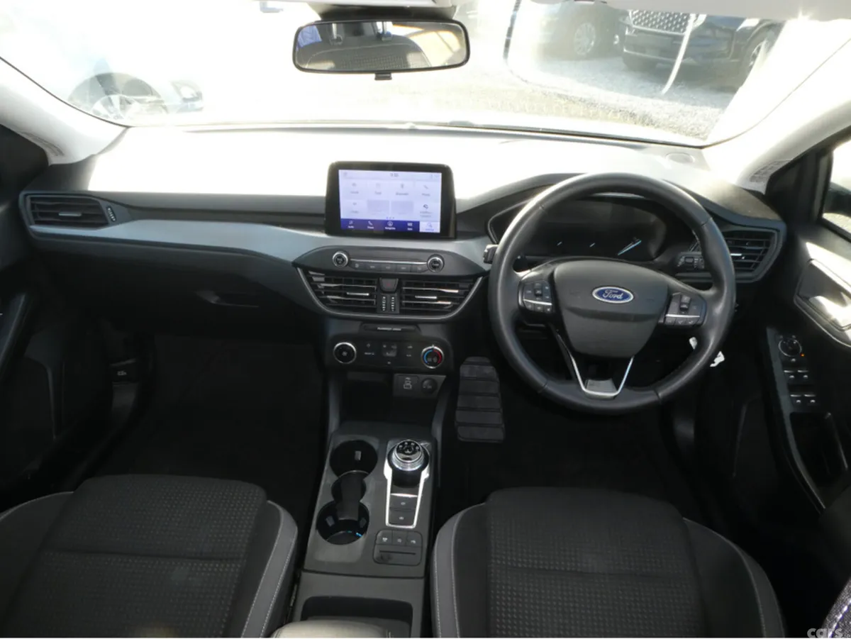 Ford Focus Hatchback, Diesel, 2022, Silver
