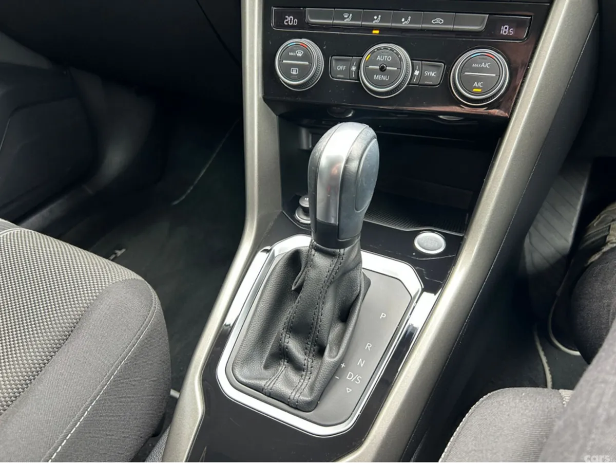 Volkswagen T-Roc SUV, Diesel, 2021, White