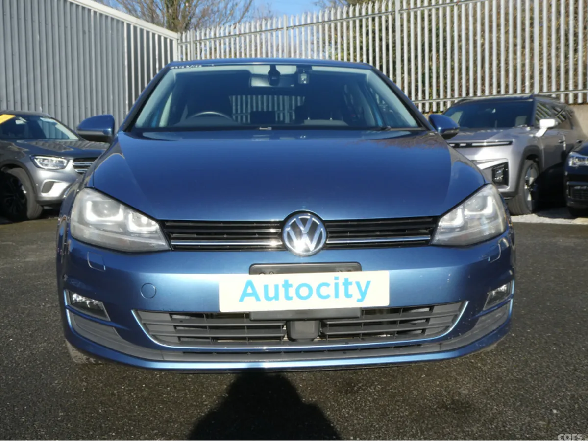 Volkswagen Golf Hatchback, Petrol, 2015, Blue