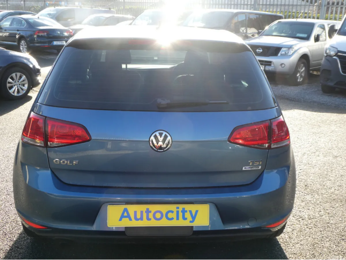 Volkswagen Golf Hatchback, Petrol, 2015, Blue