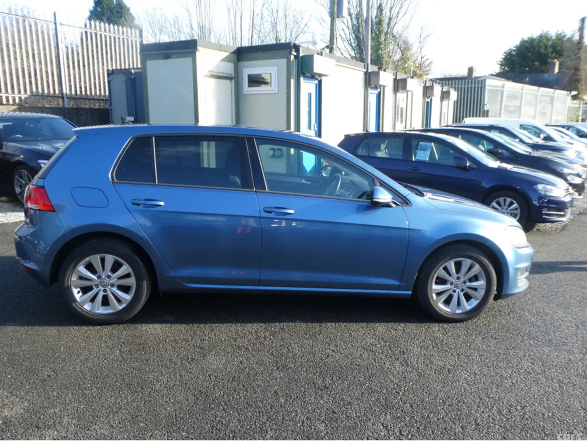 Volkswagen Golf Hatchback, Petrol, 2015, Blue