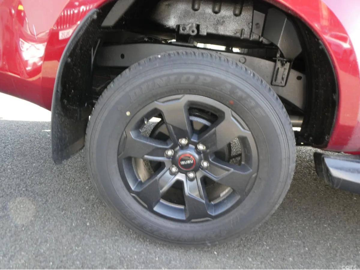 Isuzu D-Max Pick Up, Diesel, 2026, Red