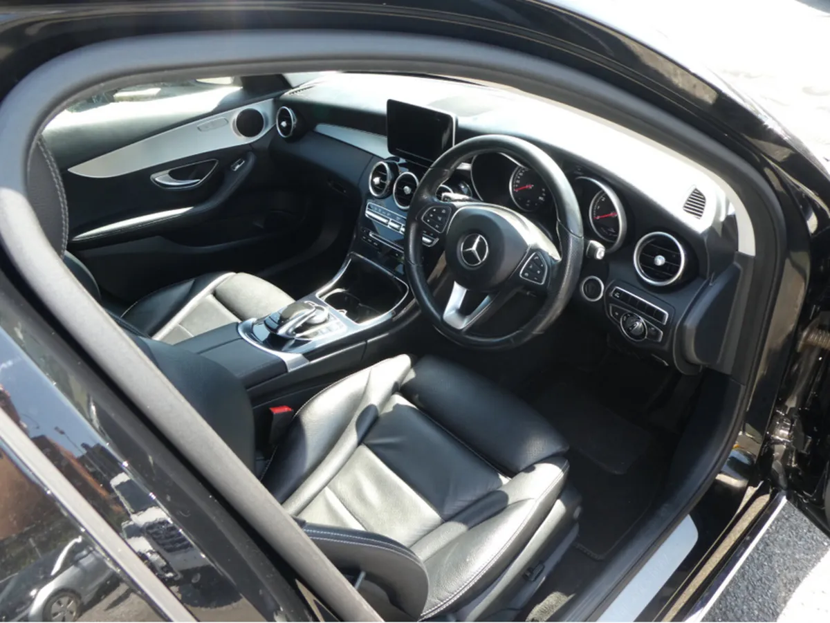 Mercedes-Benz C-Class Estate, Petrol Plug-in Hybrid, 2016, Black