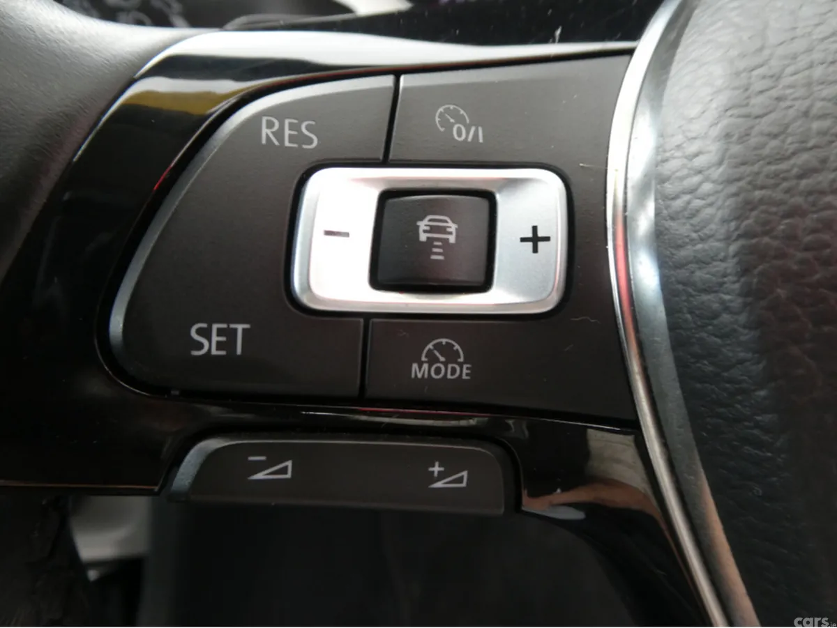 Volkswagen Golf Hatchback, Petrol, 2015, Black