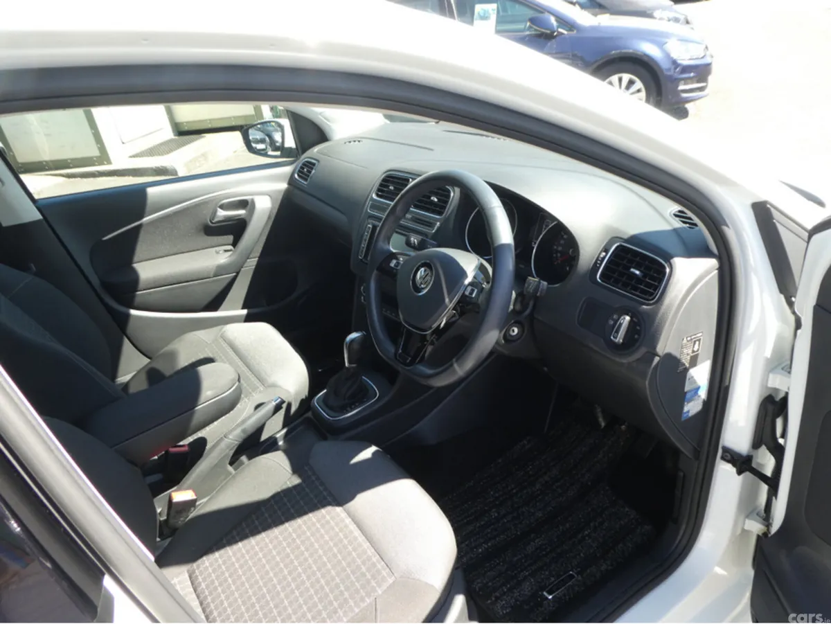 Volkswagen Polo Hatchback, Petrol, 2018, White