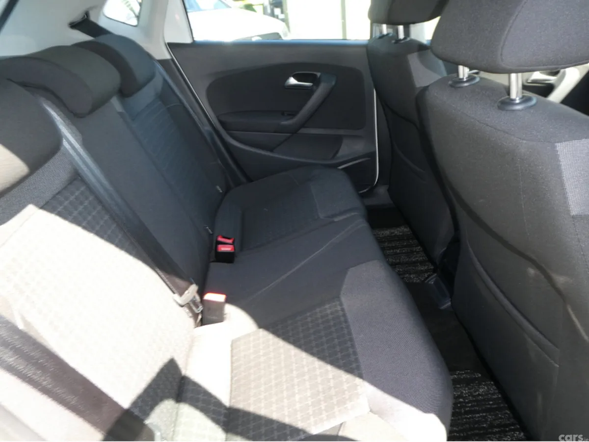 Volkswagen Polo Hatchback, Petrol, 2018, White