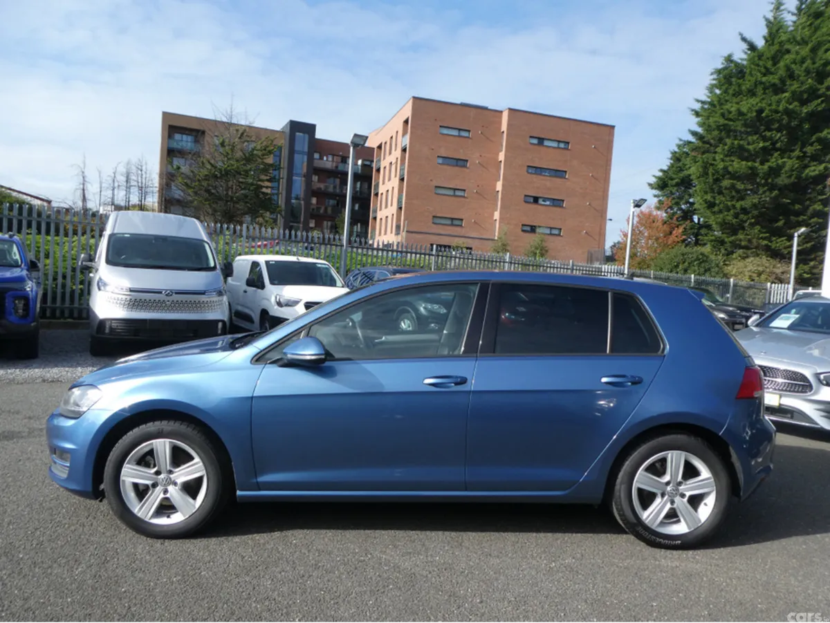 Volkswagen Golf Hatchback, Petrol, 2015, Blue
