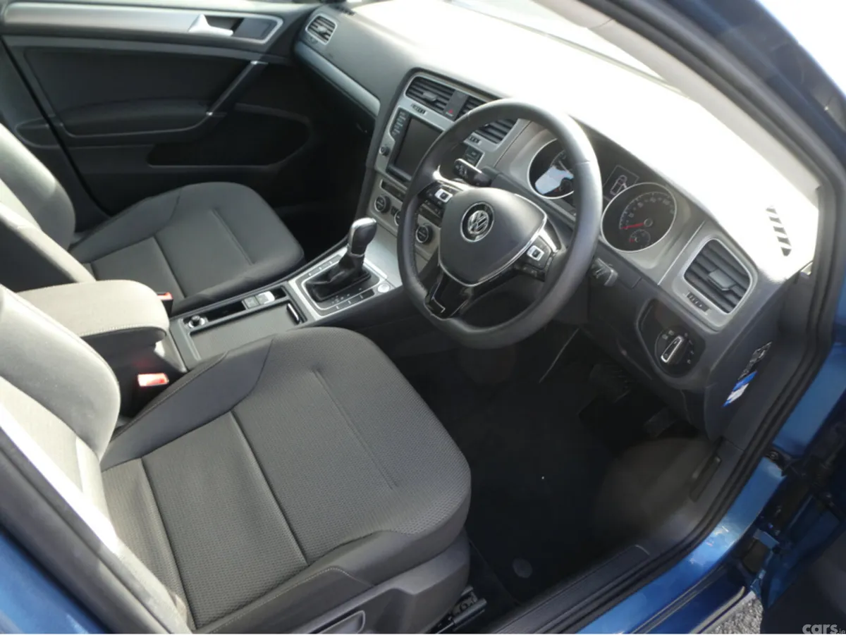 Volkswagen Golf Hatchback, Petrol, 2015, Blue