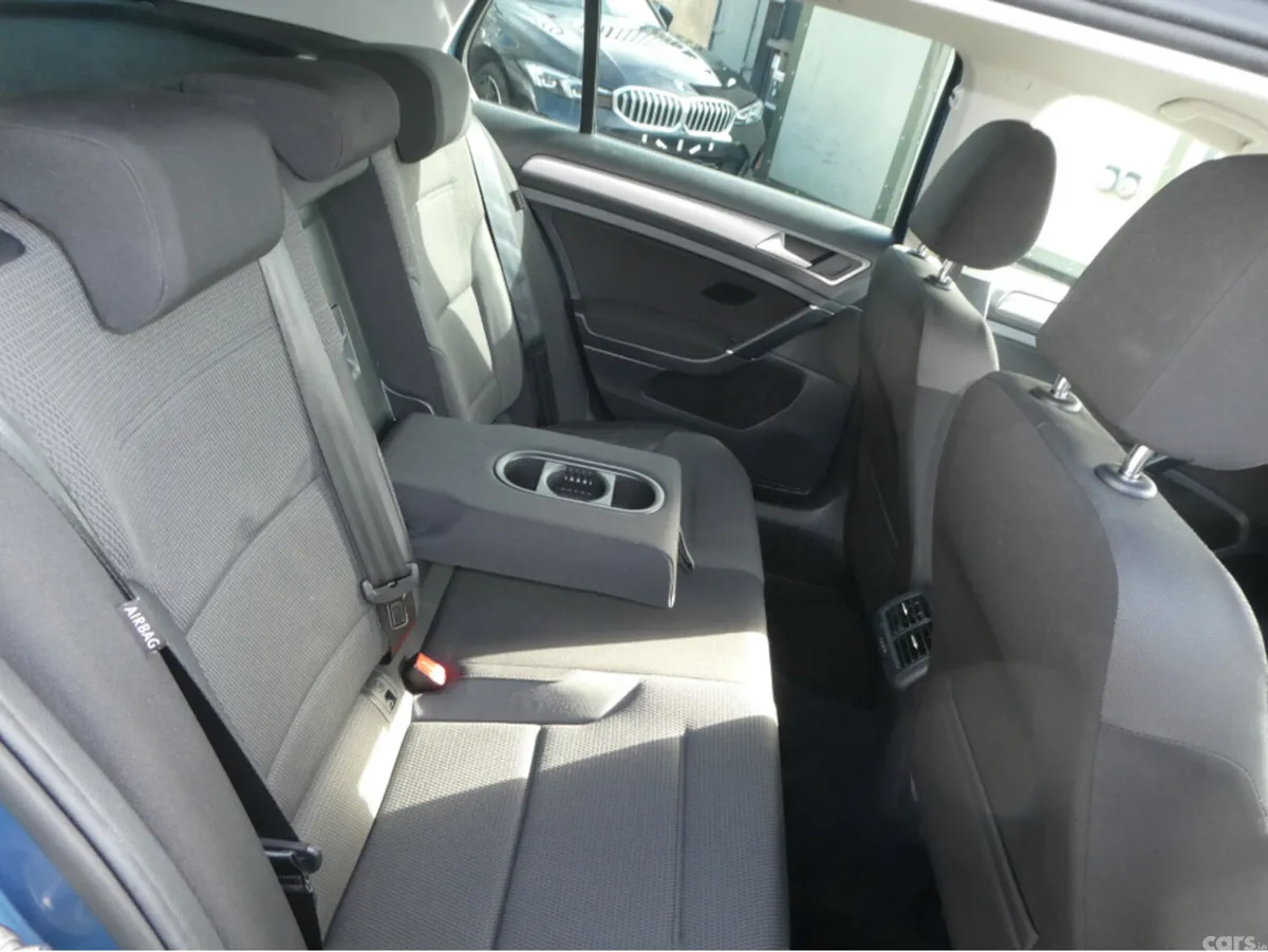 Volkswagen Golf Hatchback, Petrol, 2015, Blue