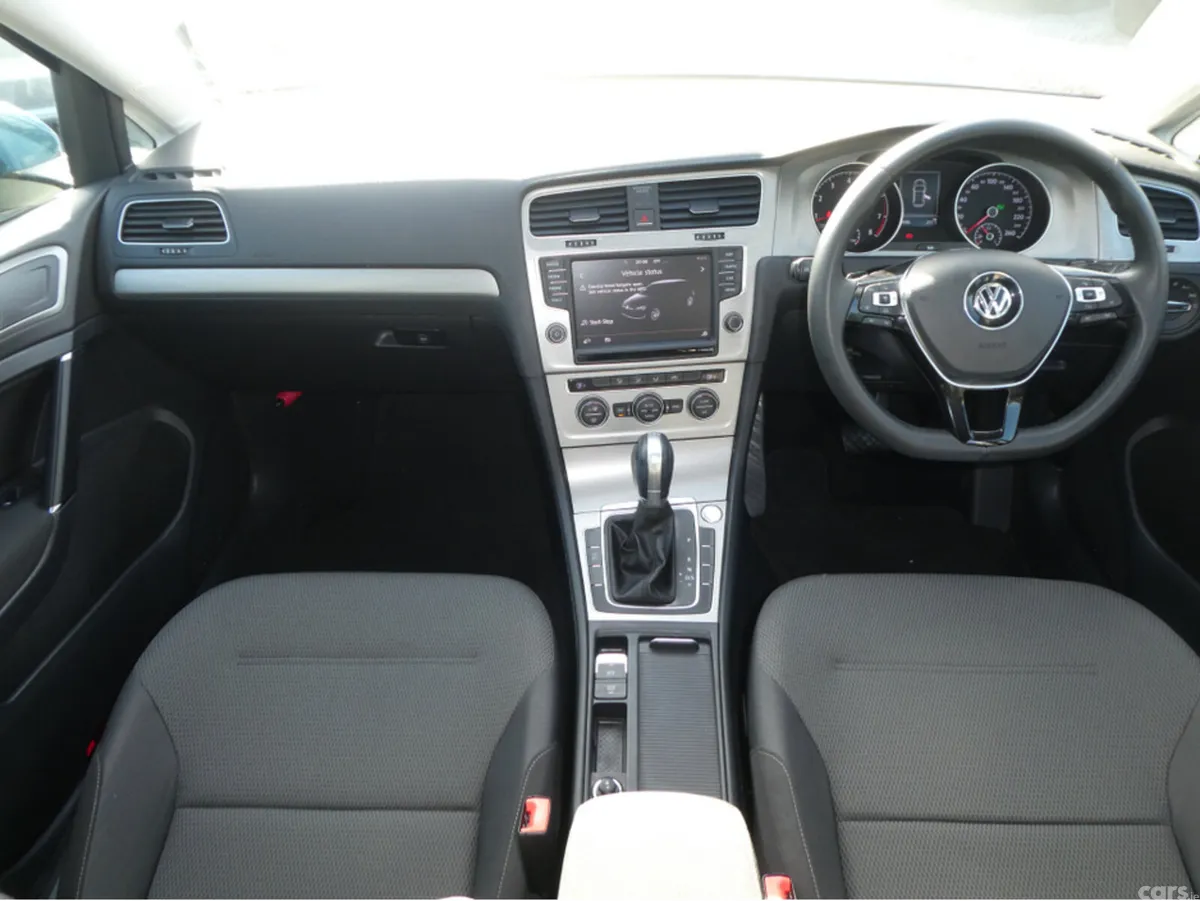 Volkswagen Golf Hatchback, Petrol, 2015, Blue
