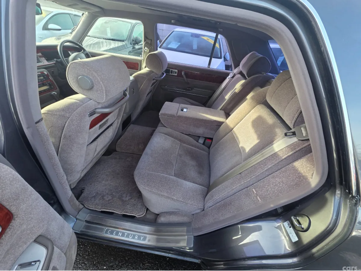 Toyota Century Saloon, Petrol, 2002, Grey