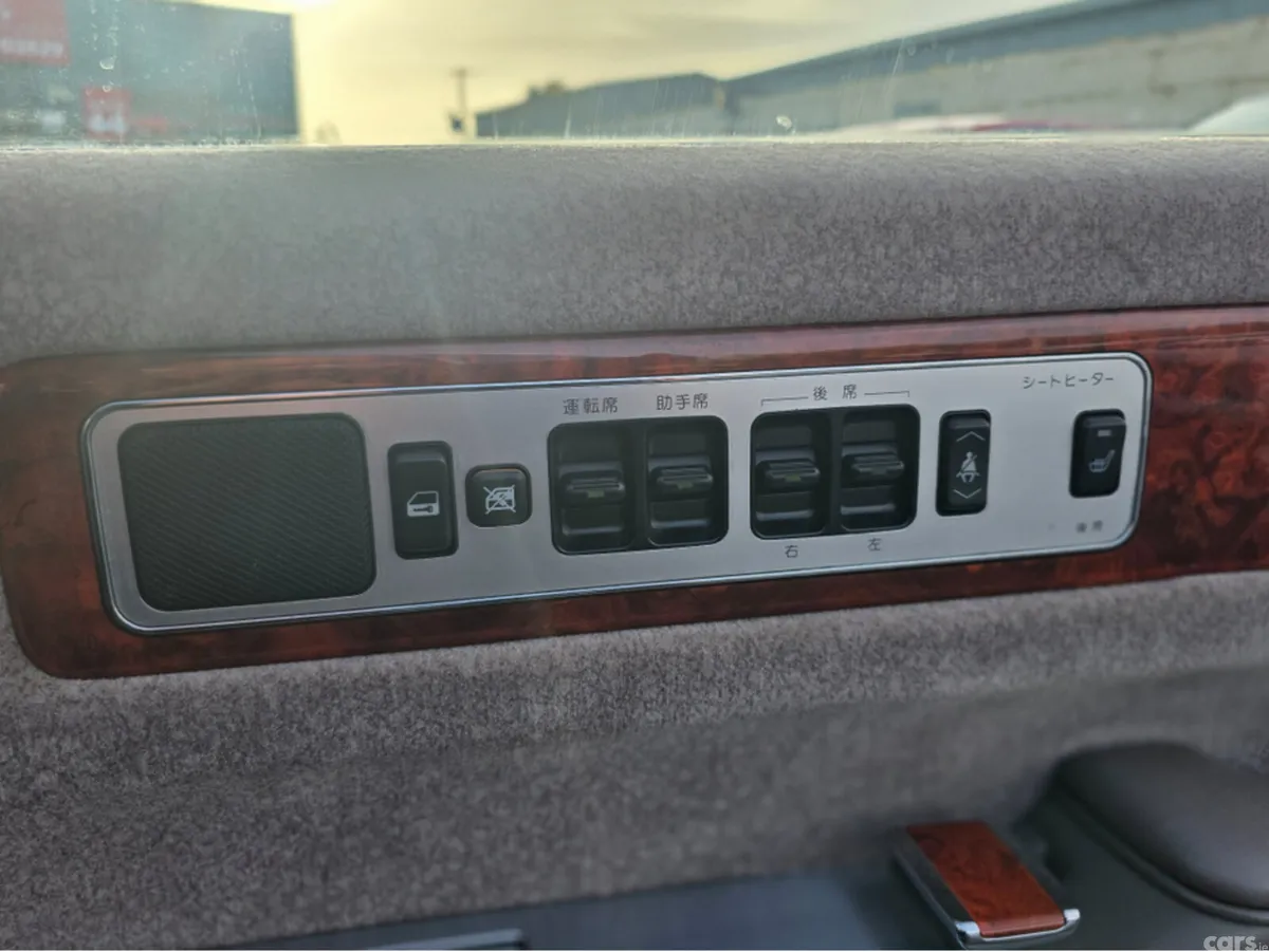 Toyota Century Saloon, Petrol, 2002, Grey