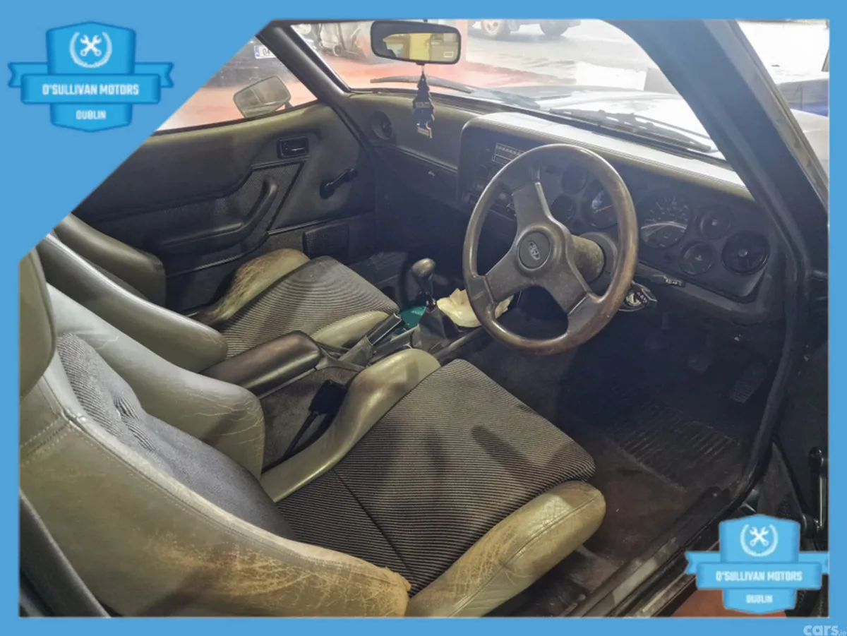 Ford Capri Hatchback, Petrol, 1987, Blue