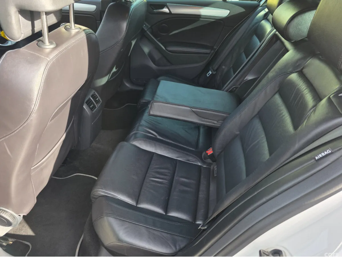 Volkswagen Golf Hatchback, Petrol, 2013, White