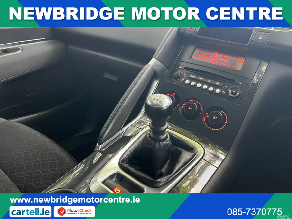 Peugeot 3008 MPV, Diesel, 2015, Grey