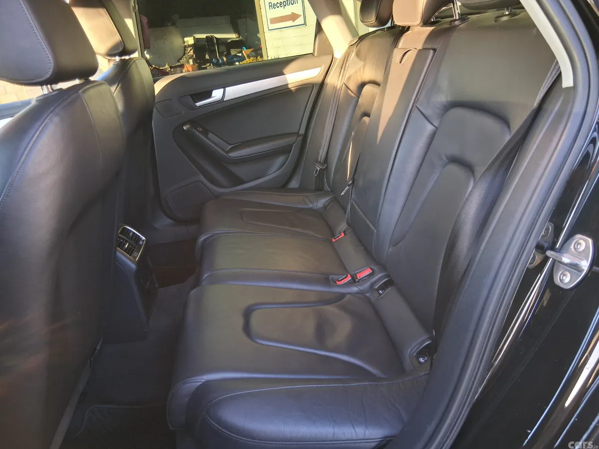 Audi A4 Saloon, Diesel, 2015, Black