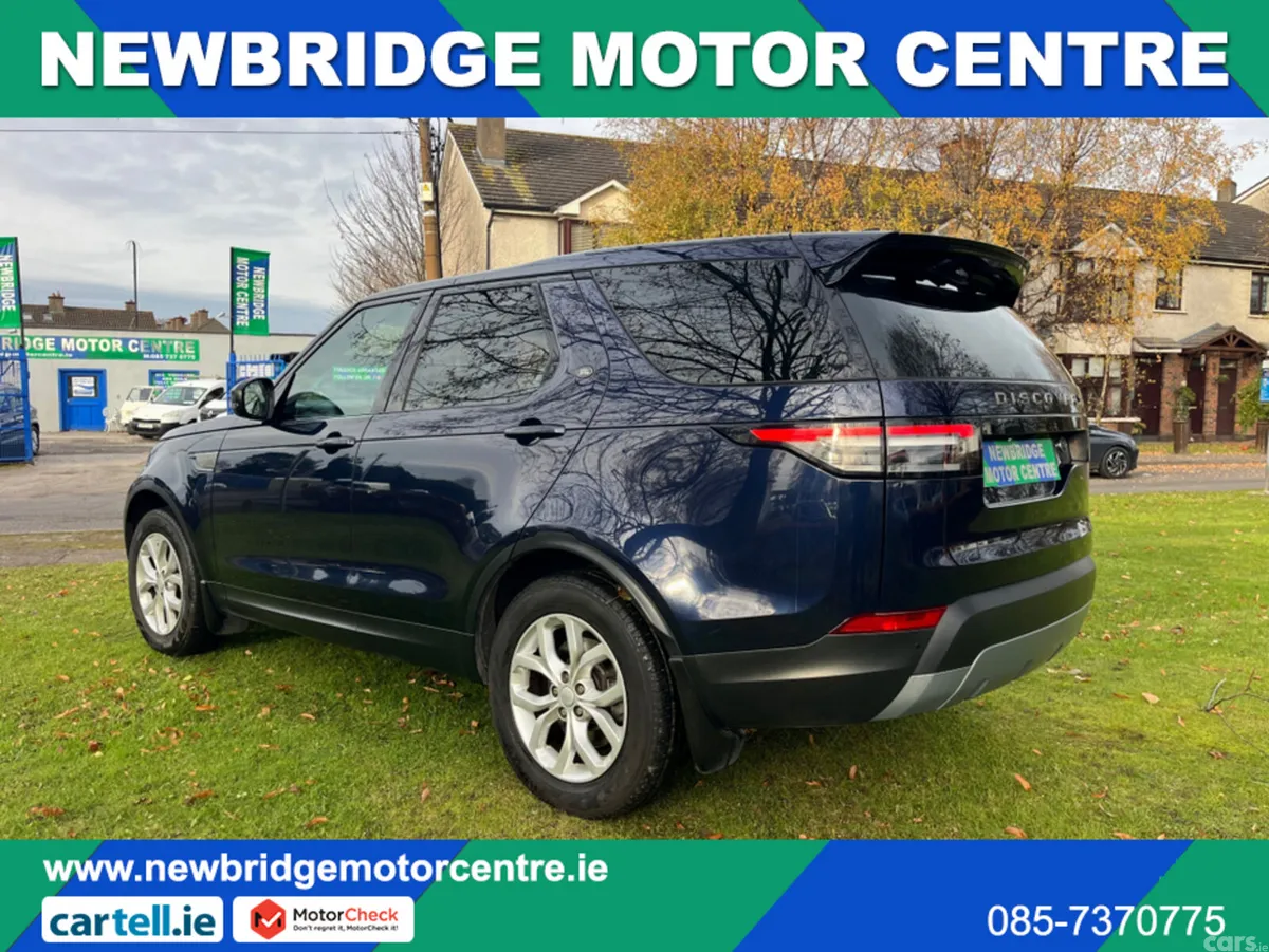 Land Rover Discovery SUV, Diesel, 2018, Blue