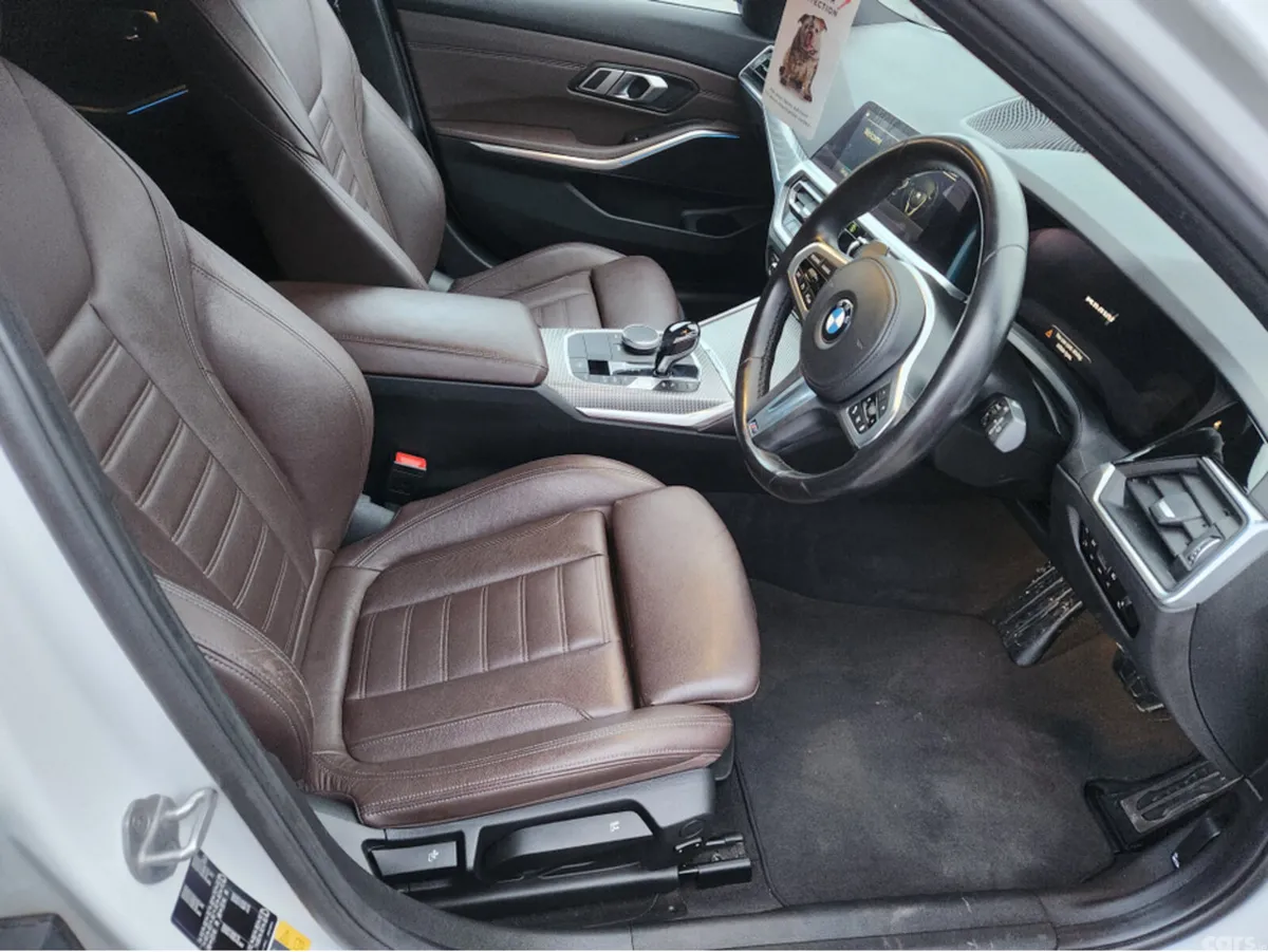 BMW 3-Series Estate, Petrol Plug-in Hybrid, 2021, White