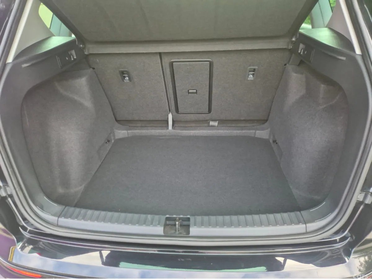 SEAT Ateca Hatchback, Diesel, 2022, Black