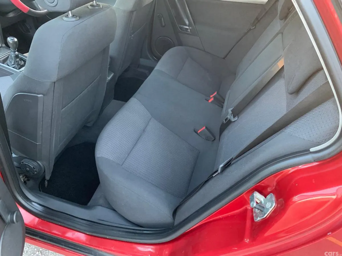 Vauxhall Vectra Hatchback, Diesel, 2008, Red