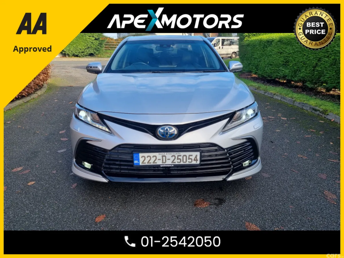 Toyota Camry Saloon, Petrol Hybrid, 2022, Silver