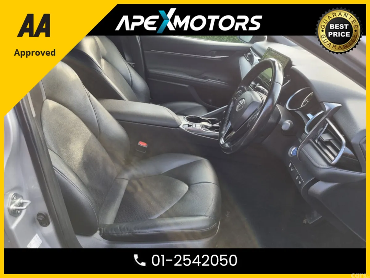 Toyota Camry Saloon, Petrol Hybrid, 2022, Silver
