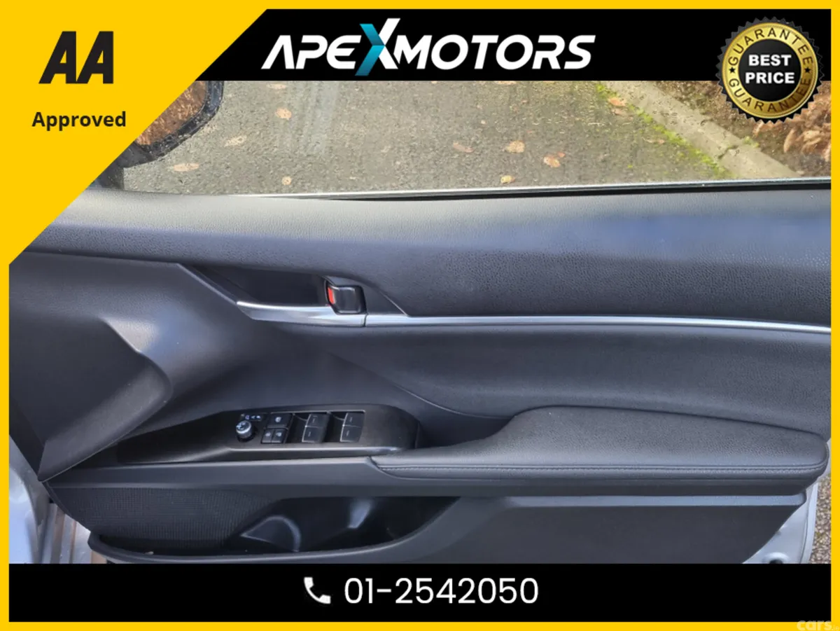 Toyota Camry Saloon, Petrol Hybrid, 2022, Silver