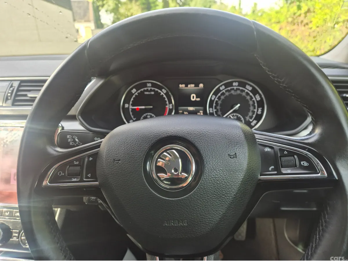 Skoda Superb Saloon, Diesel, 2018, Black