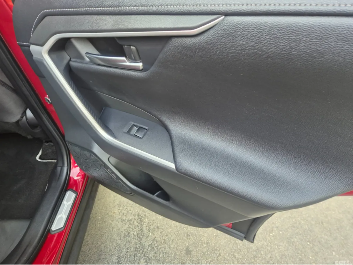 Toyota RAV4 Estate, Petrol Hybrid, 2021, Red