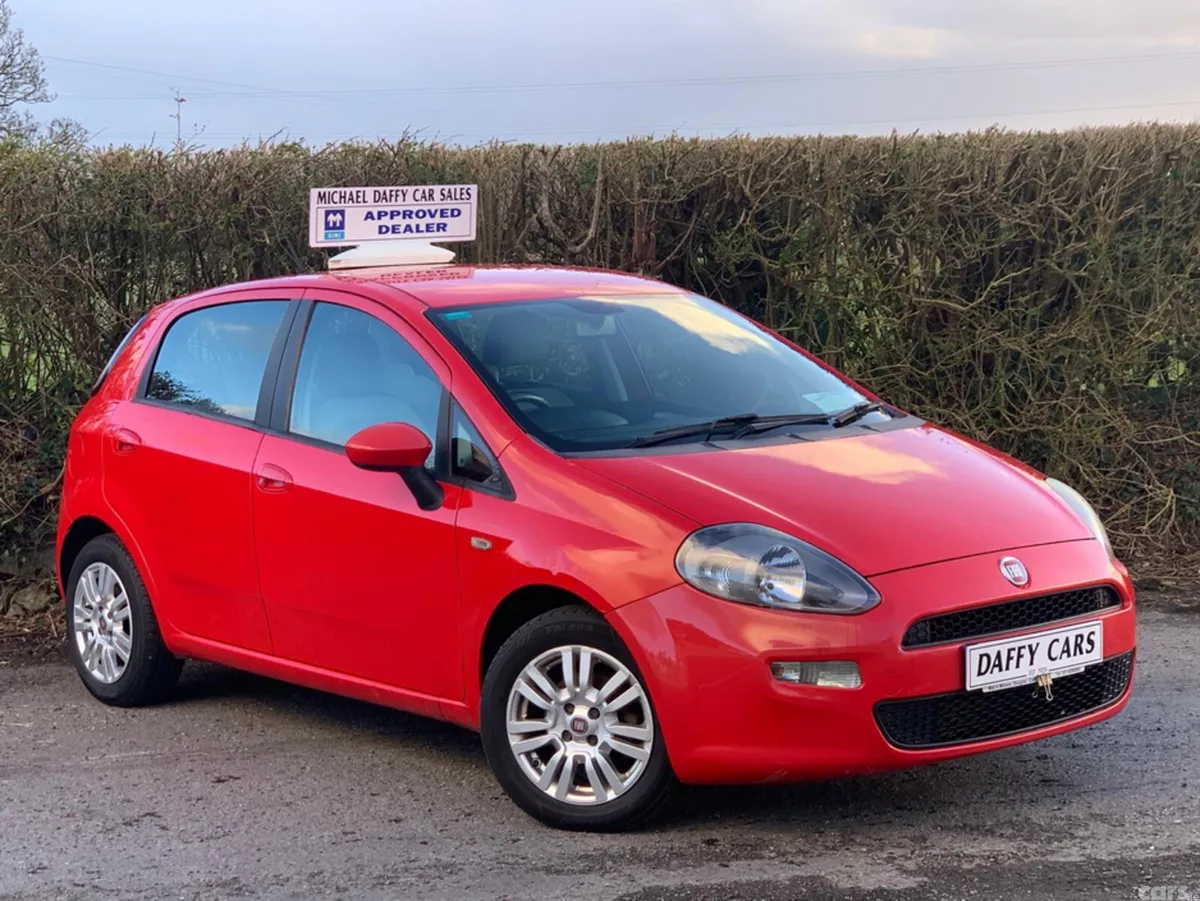 Fiat Punto MPV, Diesel, 2012, Red