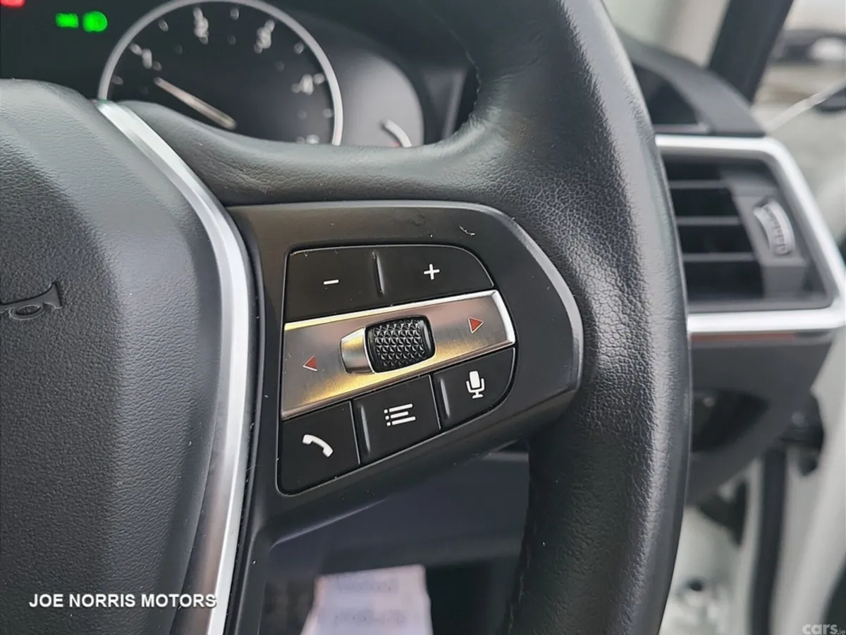 BMW 3-Series Saloon, Diesel, 2019, White