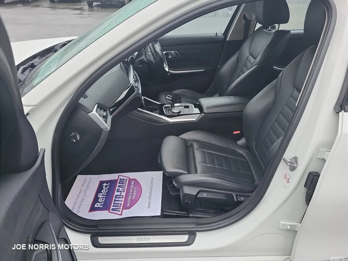 BMW 3-Series Saloon, Diesel, 2019, White