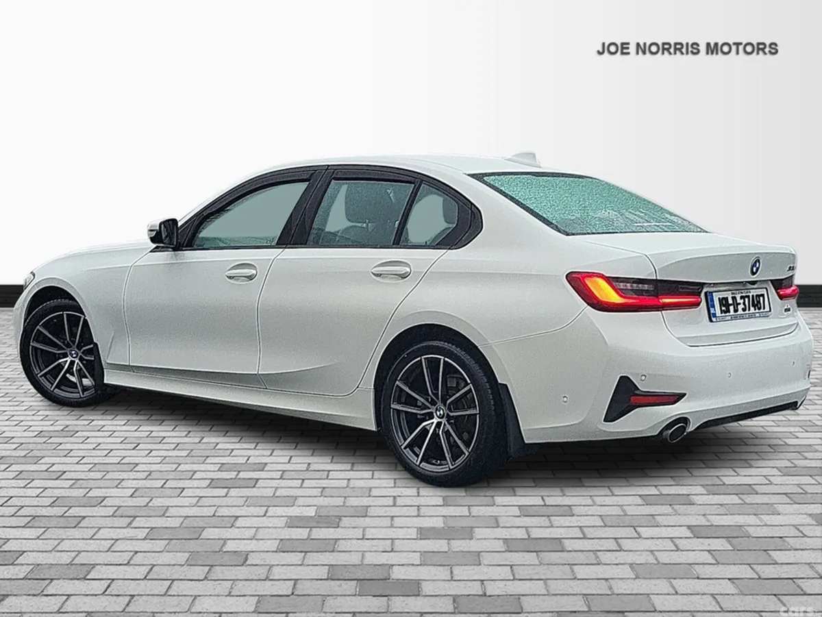BMW 3-Series Saloon, Diesel, 2019, White
