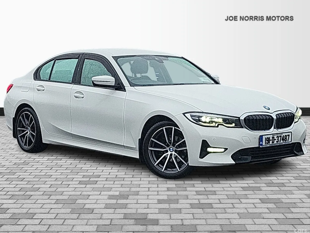 BMW 3-Series Saloon, Diesel, 2019, White