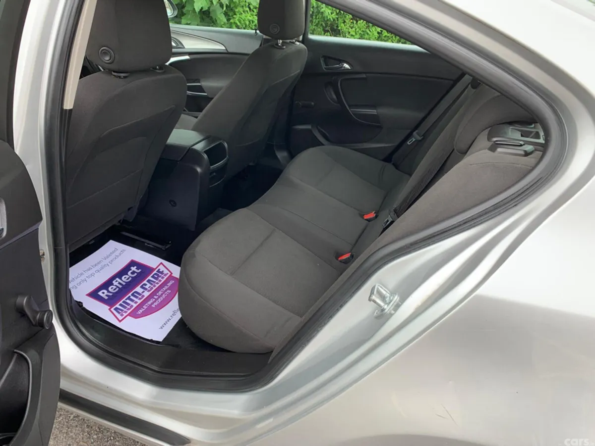 Opel Insignia Saloon, Diesel, 2014, Silver