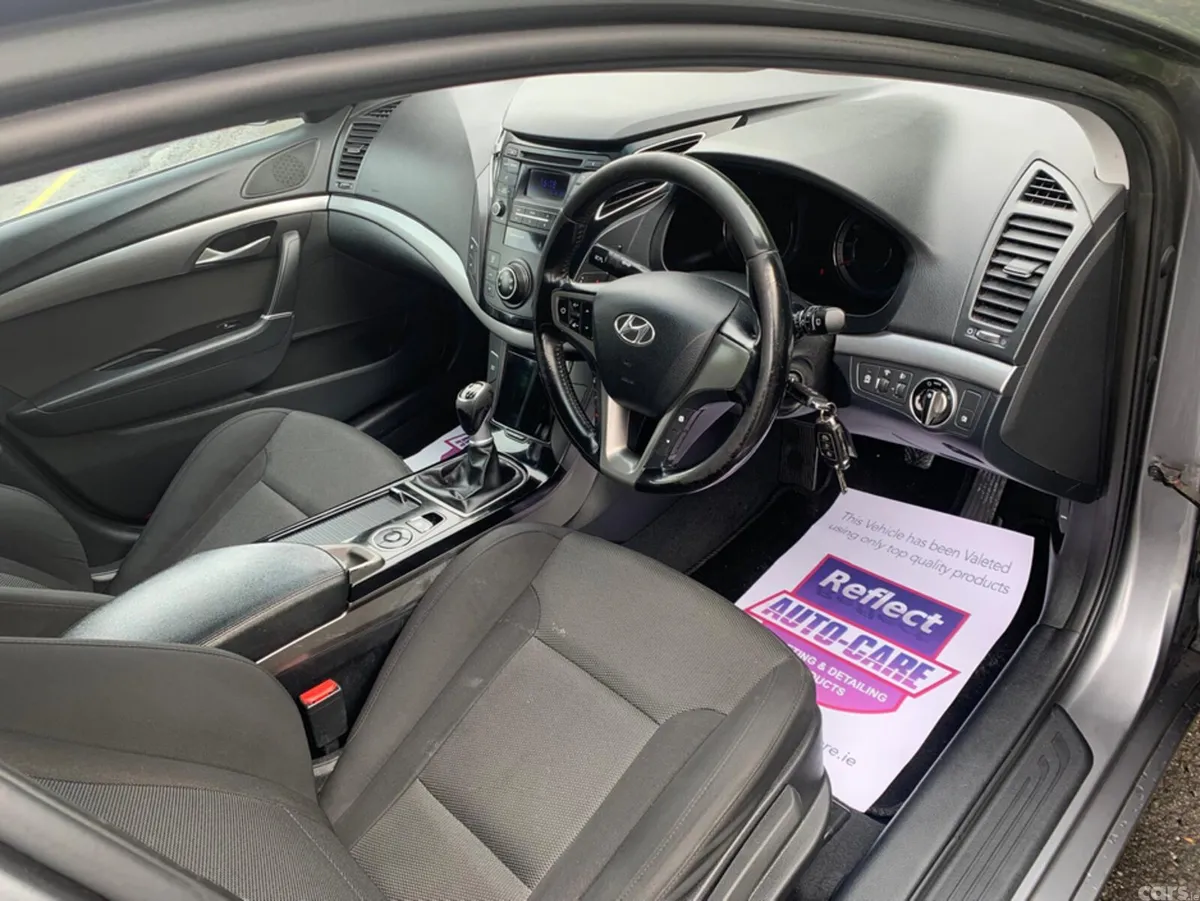 Hyundai i40 Estate, Diesel, 2015, Silver